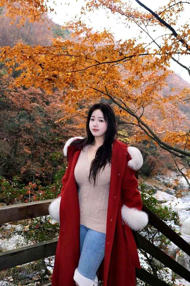 微胖女生穿衣搭配技巧：有肉女孩如何穿出自信与美丽  第6张