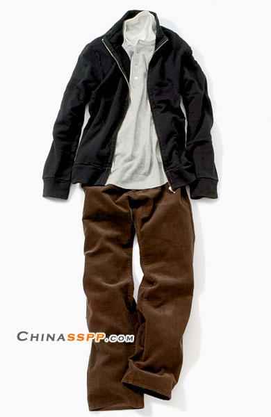 卡其裤搭上衣，穿出你的高级感