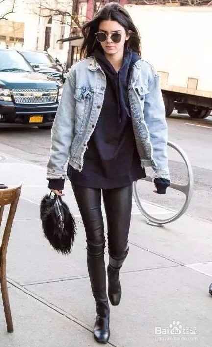 卫衣外套叠穿全攻略：从牛仔到羽绒，穿出温度与风格