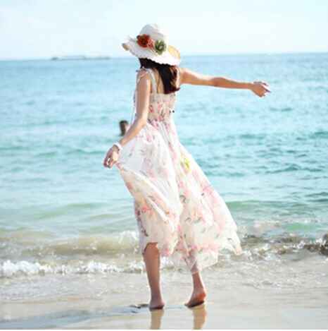 吹着海风踩着浪 这份海边穿搭指南让你美得舒坦又自在  第2张