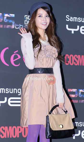 哎呀，姐妹们，颁奖典礼的战袍可别乱穿！一篇帮你搞定红毯心机穿搭