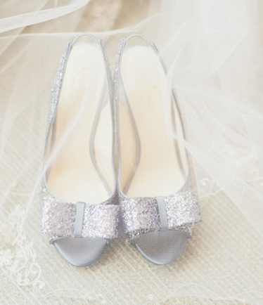 婚礼上穿啥鞋才能又美又不遭罪？这份避坑指南快收好！