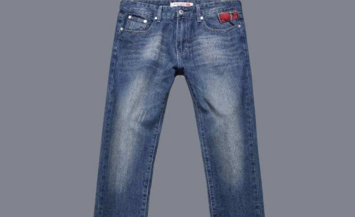 宝藏牛仔裤品牌大揭秘 穿对一条时髦十年  第2张