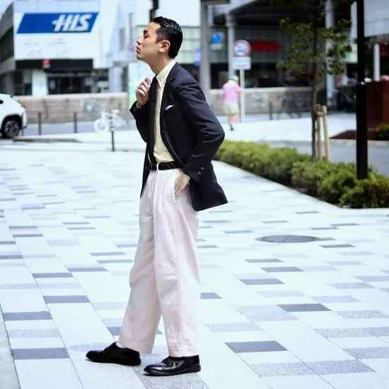 工装配啥裤子最得劲 搞懂这些门道干活有型又安全