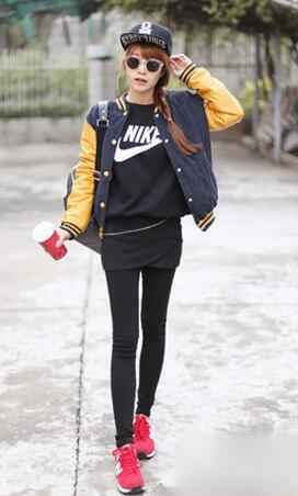 穿搭高手才知道 卫衣配这几条裤子才叫绝绝子