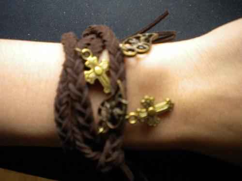 手腕间的态度宣言 男生手链挑选全攻略