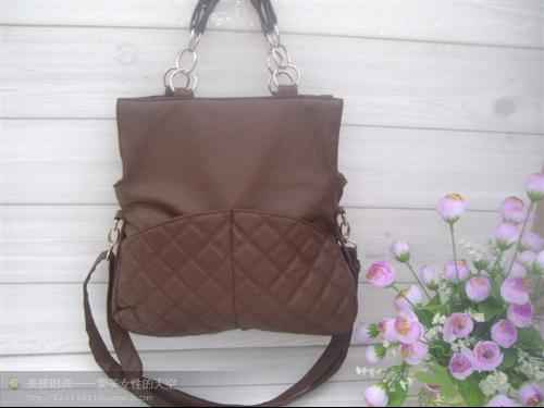 挑包包别再只看颜值了！材质选对，背十年都不亏  第2张