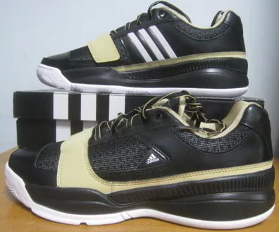 挑对运动鞋不光为了走路 更为了那份随身携带的舒适感  第2张