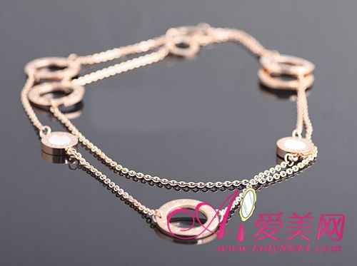 旗袍项链搭配秘诀 让你穿出东方韵味格调