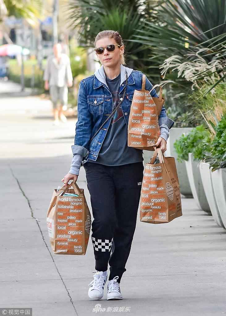 牛仔褂的裤子搭配全攻略 穿出百变风格不出错 第2张 牛仔褂的裤子搭配全攻略 穿出百变风格不出错 第2张