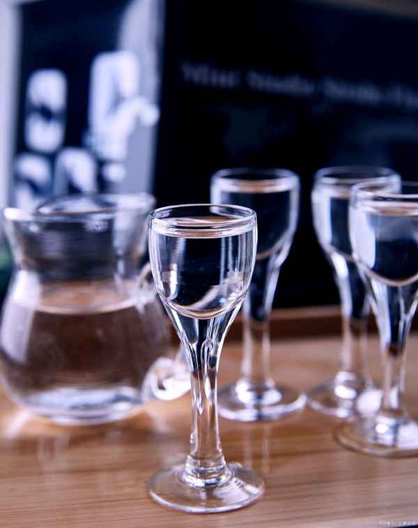 白酒创意兑饮大揭秘喝出新花样