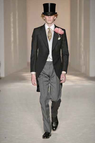 穿越百年引擎轰鸣 解密英伦绅士dunhill的奢华驾驶舱  第2张