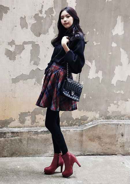 红色上衣搭配鞋子的万能指南  第2张